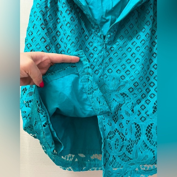 ⚫️ BOGO Loft Elegant Teal Lace Skirt layered, colourful and simple - Picture 8 of 8